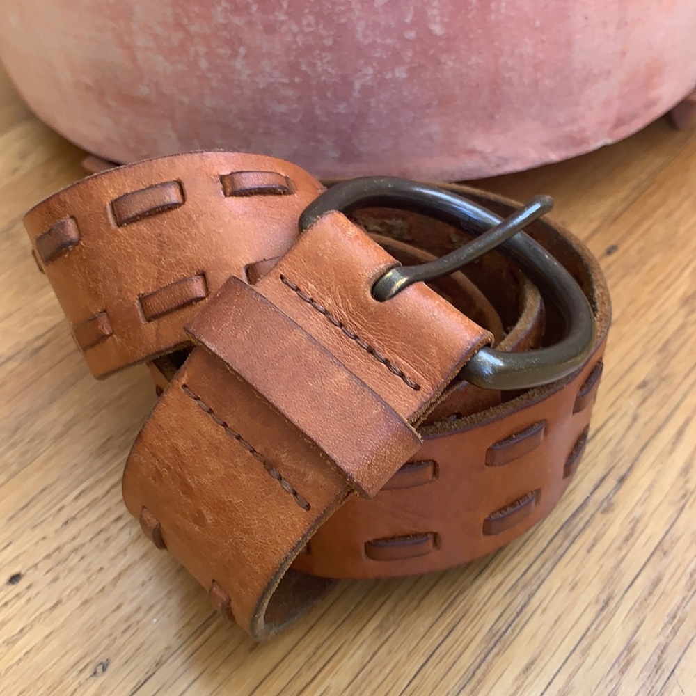 Banana republic vintage leather belt